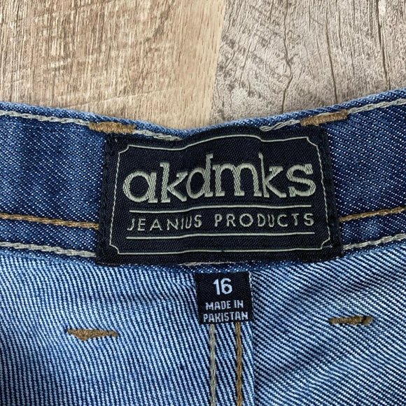 AKDMKS Jeans Wm Sz 16 Distressed Embroidered - Picture 4 of 11
